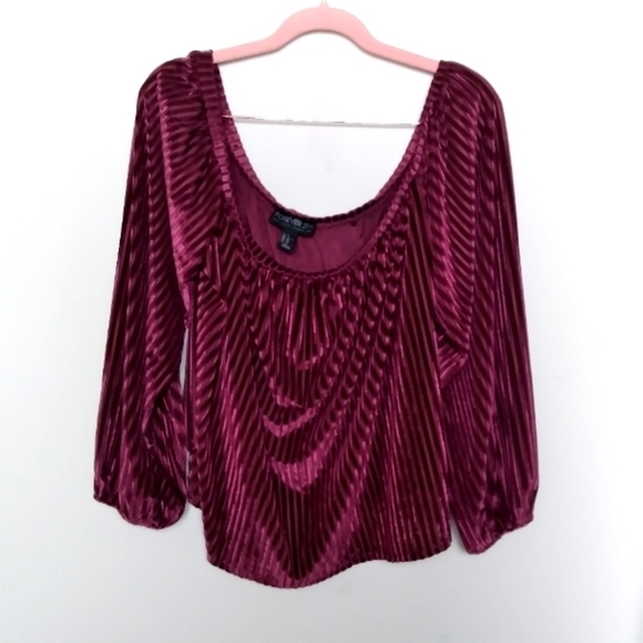 Forever 21+ Burgundy Velvet Off The Shoulder Ribbed Blouse Size 2X - Picture 1 of 8